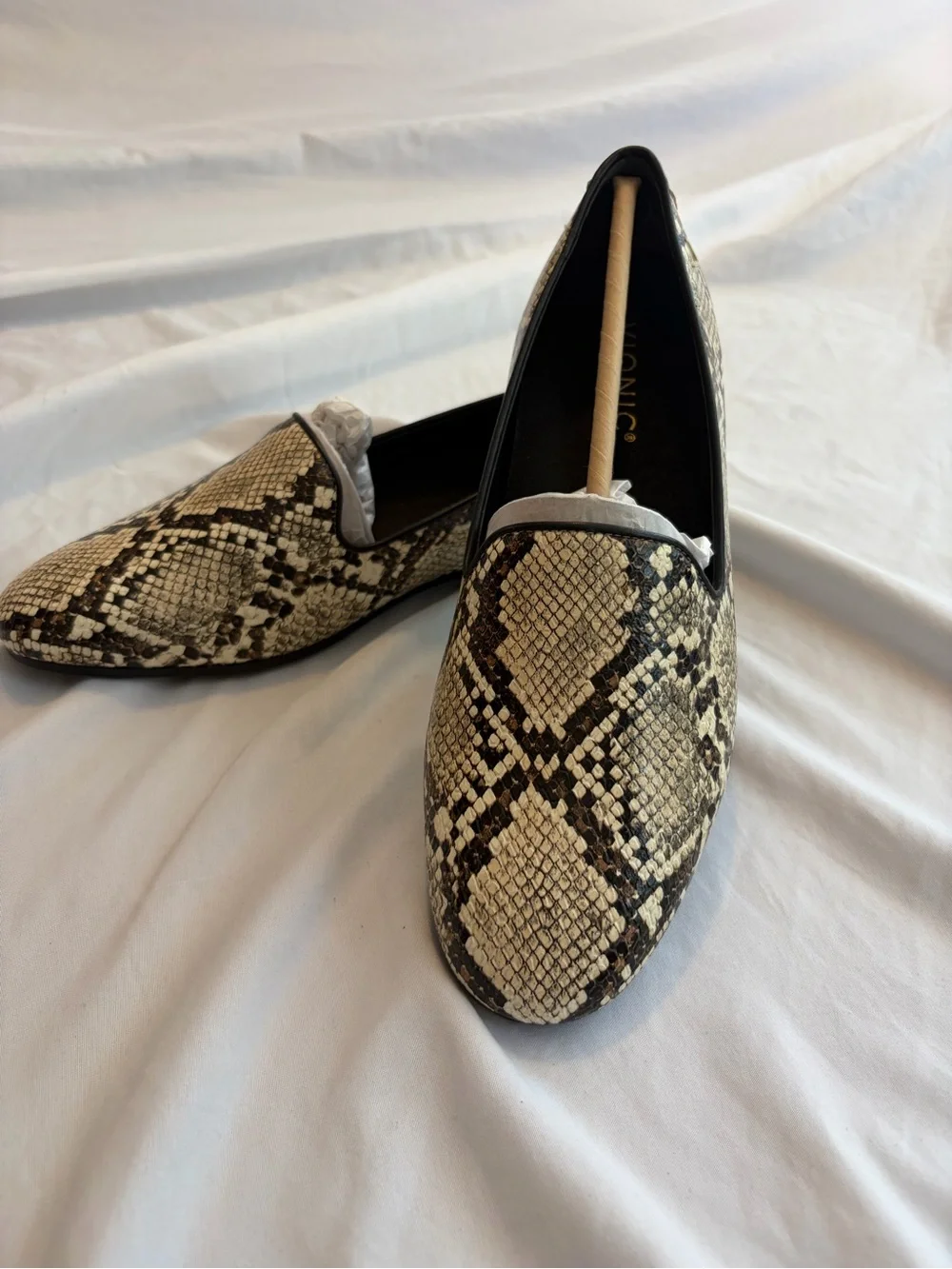 Vionic Willa II Snake-Print Slip-On Loafers in Beige and Black Size 7M
